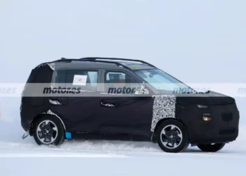 Hyundai EXTER spied testing in snow