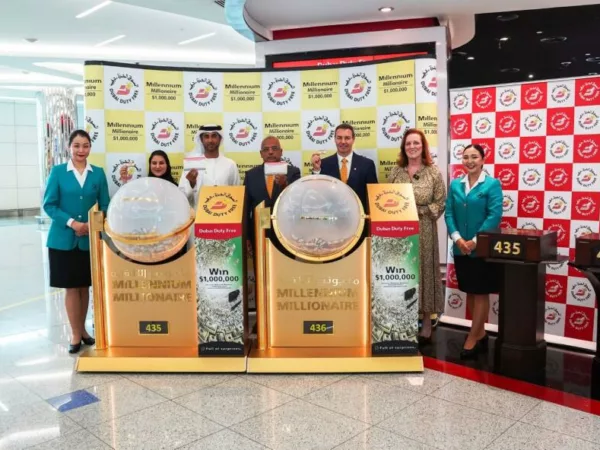 UAE : ड्यूटी फ्री में भारतीय प्रवासी ने जीता $1 million, कहा अब बदल जायेगी जिंदगी, सारी समस्या का मिला हल