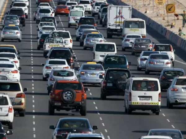 UAE : नेशनल डे के मौके पर वाहन चालकों के लिए खुशखबरी, जुर्माने पर मिलेगी 50% तक की छूट