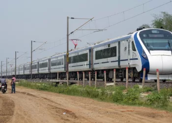 Balasore: Vande Bharat Express passes by the site where the recent triple-train accident happened, near Bahanaga Bazar railway station after train service resumes, in Balasore district, Wednesday, June 7, 2023. (PTI Photo/Swapan Mahapatra)(PTI06_07_2023_000070B)