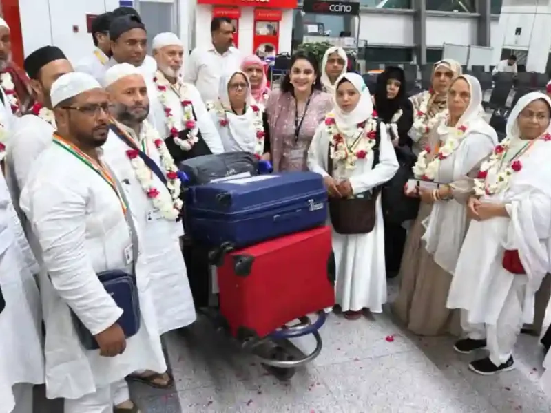 दिल्ली Airport से मदीना के लिए 285 तीर्थ यात्रियों का पहला जत्था रवाना, सारी सुविधाएं मुहैया कराई गई