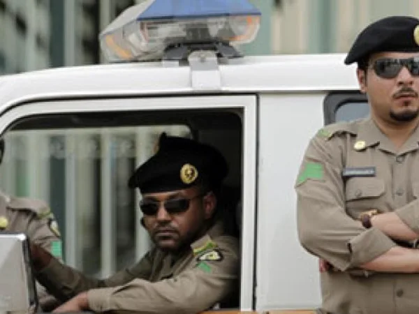 सऊदी : हज अभियान के नाम पर ठगी कर रहे दो प्रवासियों को किया गया गिरफ्तार, तीर्थ यात्री रहें सावधान