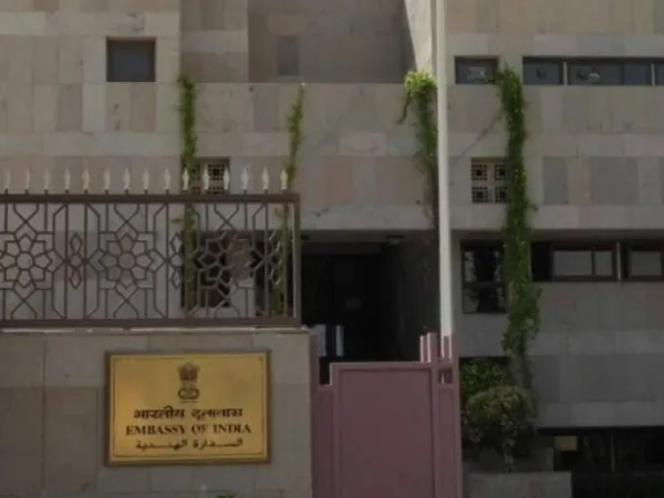 सऊदी में फंसे 10 भारतीय कामगारों को बचाने की अपील, भारतीय दूतावास ने दिया मदद का आश्वासन
