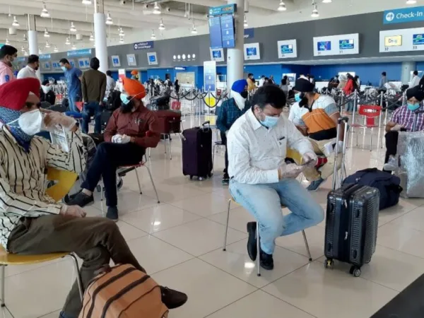 UAE : GCAA ने जारी किया यात्रियों के लिए Travel गाइडलाईन, संक्रामक बीमारी से बचाव के लिए पालन जरुरी