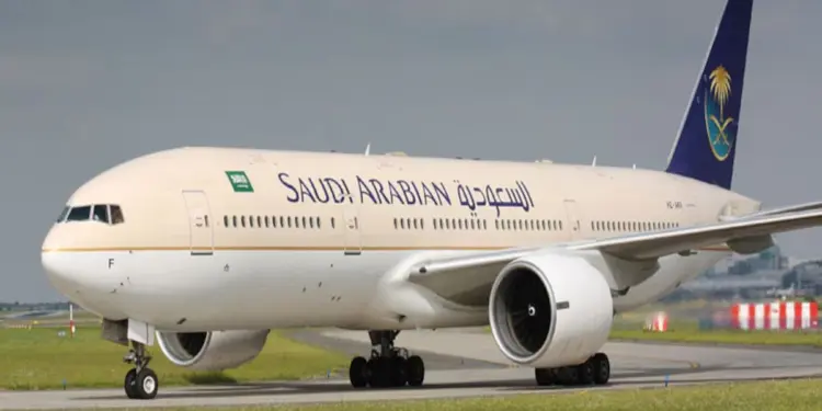 जेद्दा से जकार्ता जा रही सऊदिया फ्लाइट में बम की धमकी, सुरक्षित लैंडिंग के बाद सभी यात्री सुरक्षित