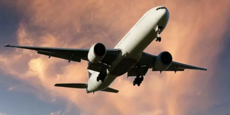 यूरोप जाने वाले हवाई किराए में आयी गिरावट, लेकिन फिर भी यात्रियों की संख्या में आयी गिरावट