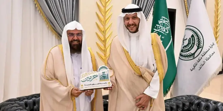 ताईफ़ के गवर्नर ने दो पवित्र मस्जिदों के प्रमुख का स्वागत किया