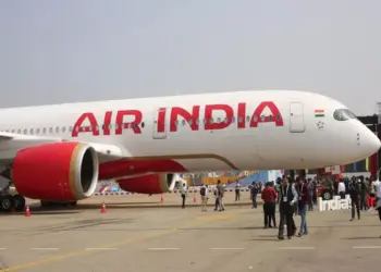 एयर इंडिया की फ्लाइट रद्द, दुबई में फंसे कई भारतीय यात्री