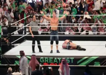 सऊदी अरब में फंसे WWE के अधिकारी