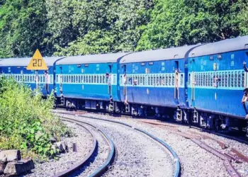 रेल यात्रा हुई महंगी, 1 जुलाई से बढ़ेंगे टिकट के दाम