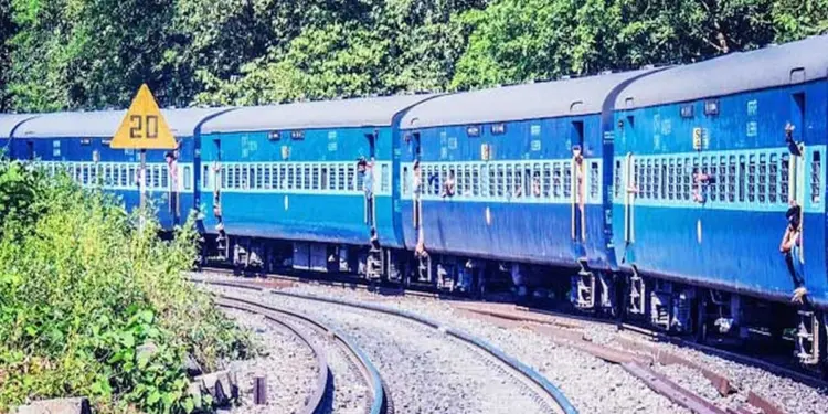 रेल यात्रा हुई महंगी, 1 जुलाई से बढ़ेंगे टिकट के दाम