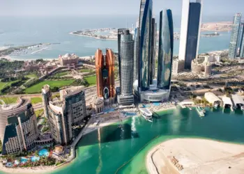 अबू धाबी और दुबई में फंसी कानपुर की 50 फैमिली