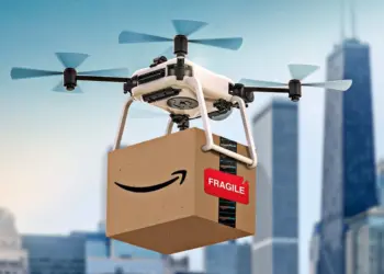 अबू धाबी में पहली बार ड्रोन से पार्सल डिलीवरी