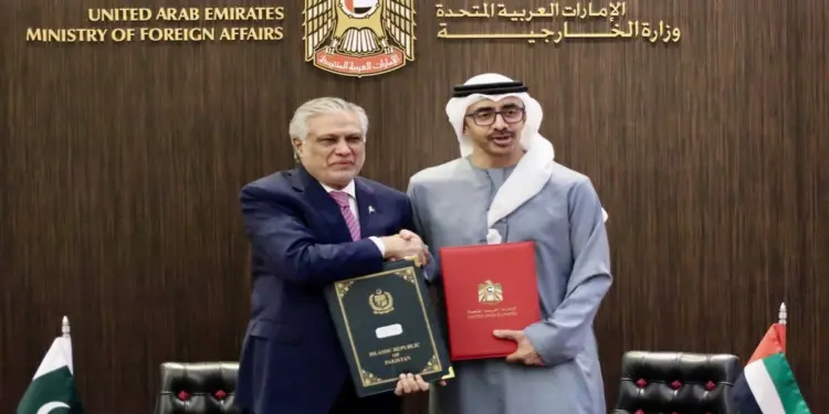 यूएई और पाकिस्तान ने वीज़ा फ्री एंट्री पर किया समझौता