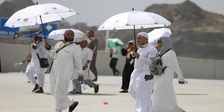सऊदी अरब सरकार ने हज यात्रियों को दी चेतावनी