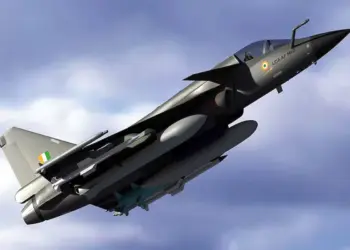 इंडियन एयरफोर्स को मिलने जा रहा है लड़ाकू विमान तेजस का नया वैरिएंट,  इजरायली टेक्नोलॉजी से होगा लैस