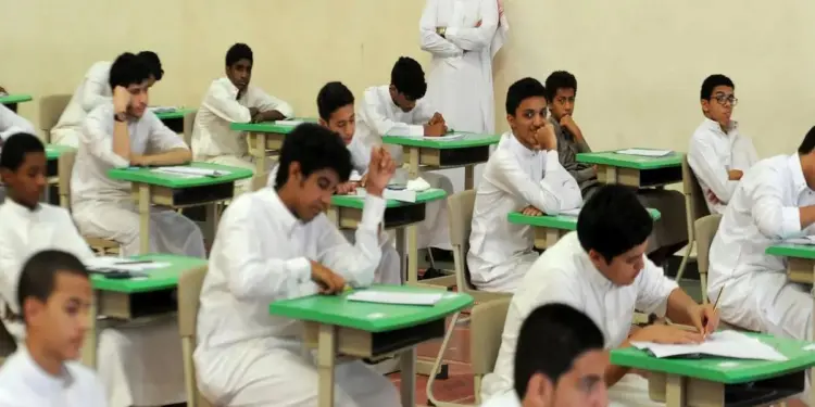 सऊदी अरब की नई पहल जल्द ही तमाम सरकारी स्कूलों में AI पाठ्यक्रम करेगा शुरू