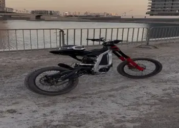 दुबई में ई-बाइक और ई-स्कूटर पर लगा प्रतिबंध