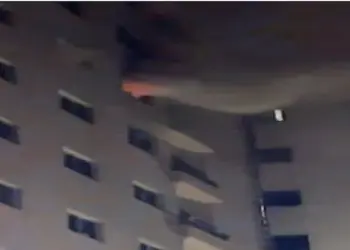 अल मज़ाज इलाके के अपार्टमेंट में आग लगने से एक भारतीय महिला की मौत