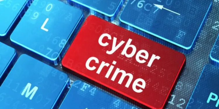 अबू धाबी पुलिस की माता-पिता से अपील अपने बच्चों को साइबर अपराधों से बचायें