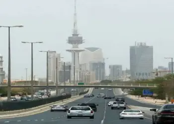 कुवैत सरकार का नया नियम, भत्ते की चाहत रखने वाले कर्मचारियों की कार्यस्थल पर उपस्थिति अनिवार्य