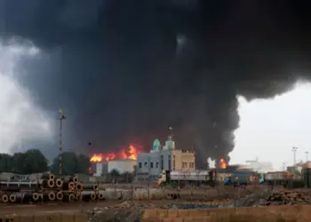 यमन के हूती विद्रोहियों ने इज़राइल के हवाई अड्डे पर मिसाइल हमले का दावा किया