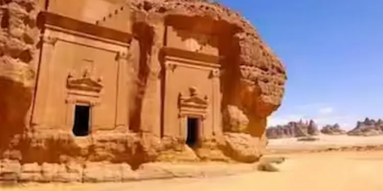 सऊदी में मिला 8 हजार साल पुराना मंदिर