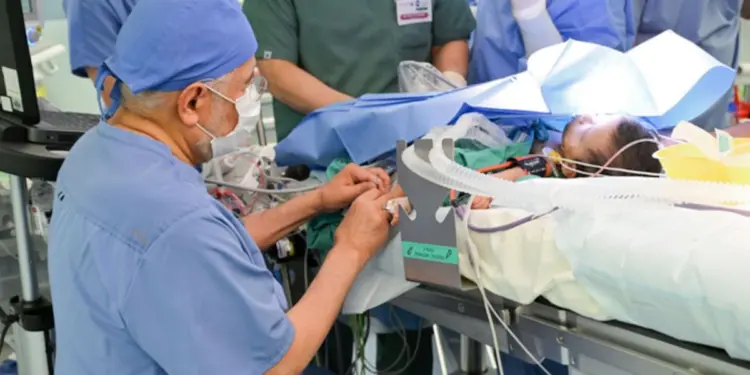 12.5 घंटे की लंबी सर्जरी के बाद सऊदी में यारा और लारा को किया गया अलग