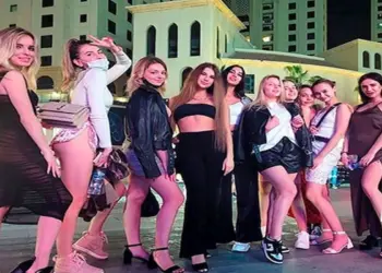 दुबई का ये काला सच सुनकर आप भी रह जायेंगे हैरान, पोर्टा-पॉटी पार्टीज में लड़कियों की जिदंगी को कैसे बना देते हैं नर्क