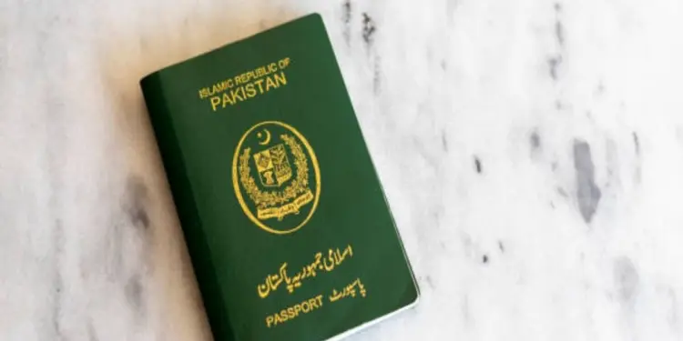 पाकिस्तान का पासपोर्ट बना दुनिया का सबसे कमजोर पासपोर्ट, 96वें स्थान पर हुआ शामिल