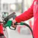 क्या अगस्त में फिर बढ़ेंगे UAE में पेट्रोल-डीजल के दाम? जानिए आपकी जेब पर कितना पड़ेगा असर