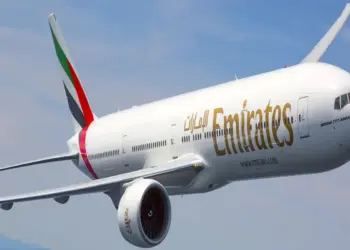 Emirates एयरलाइंस ने 17,300 से अधिक पदों पर भर्तियों की घोषणा, भारत में भी खुला नौकरियां का पिटारा
