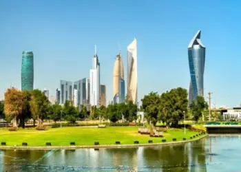 GCC में रहने वाले भारतीयों के लिए खुशखबरी, कुवैत ने एक बार फिर से शुरू किया आसान e‑Visa सिस्टम, जानिए नए नियम और आवेदन प्रक्रिया