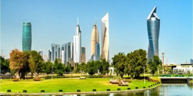 GCC में रहने वाले भारतीयों के लिए खुशखबरी, कुवैत ने एक बार फिर से शुरू किया आसान e‑Visa सिस्टम, जानिए नए नियम और आवेदन प्रक्रिया