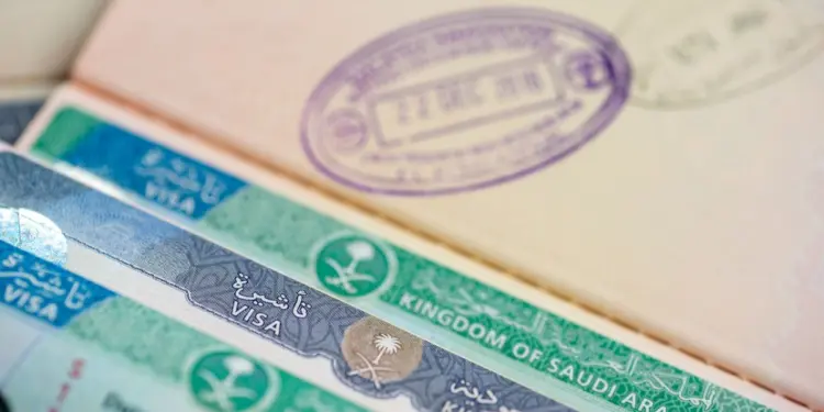 सऊदी सरकार की बड़ी पहल, विजिट वीजा खत्म होने पर मिलेगी 30 दिनों की अतिरिक्त मोहलत