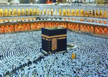 निःशुल्क सऊदी ट्रांजिट वीज़ा पर कैसे करें उमराह