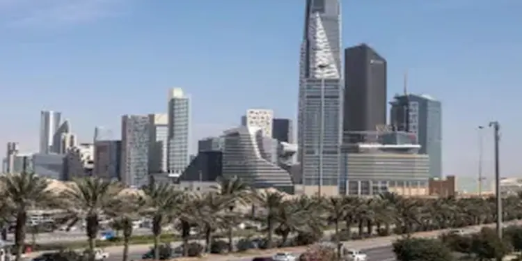 सऊदी सरकार ने वर्कप्लेस पॉलिसी में किए महत्वपूर्ण बदलाव, हर कामकाजी लोगों के लिए जानना है जरूरी