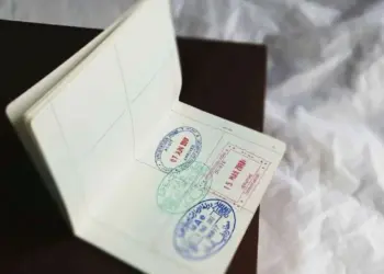 पर्यटकों और यात्रियों के लिए कुवैत ने शुरू की ई वीजा सेवा