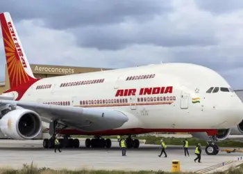 79वीं आजादी दिवस के उपलक्ष्य में एयर इंडिया एक्सप्रेस की फ्रीडम सेल की घोषणा, बहुत कम कीमत पर कर सकते हैं देश और विदेश का सफर, ऑफर 15 अगस्त तक उपलब्ध