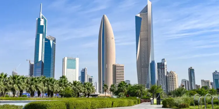 कुवैत ने 50 हजार लोगों की नागरिकता की रद्द, फर्जी दस्तावेजों पर सख्त कार्रवाई