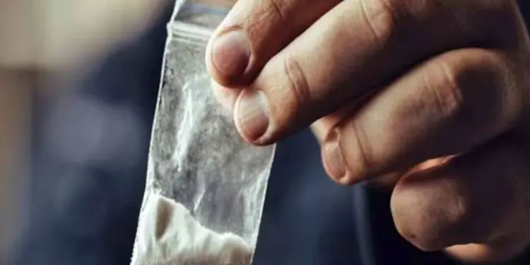 कुवैत के इतिहास में सबसे बड़े ड्रग रैकेट का खुलासा, पुलिस ने 8 लाख से ज्यादा नशीली दवाएं जब्त की