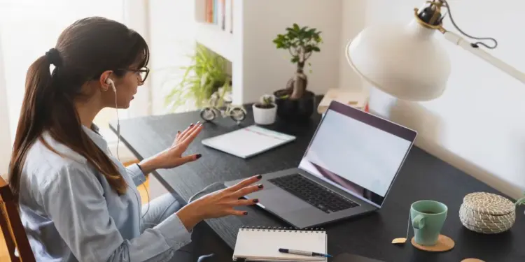 साल 2025 में वर्क फ्रॉम होम के लिए  टॉप 10 डिजिटल नोमैड देशों की सूची, लाइफस्टाइल, टैक्स और वीजा विकल्पों का संतुलन