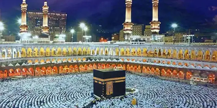 हज परमिट घोटाले में 30 सरकारी कर्मचारियों को किया गया गिरफ्तार