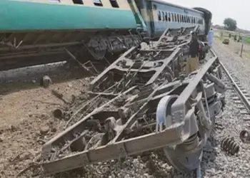 पाकिस्तान में बड़ा हादसा, इस्लामाबाद एक्सप्रेस ट्रेन पटरी से उतरी, 29 लोगों की हालत गंभीर