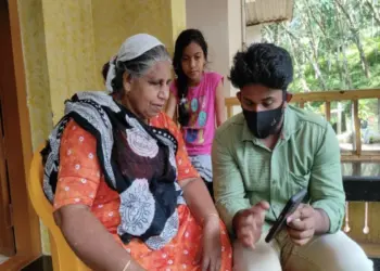 केरल बनेगा भारत का पहला डिजिटल साक्षर राज्य, 90 साल से ज्यादा उम्र के लोग हुए प्रशिक्षित