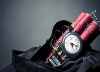 दिल्ली की 20 प्राइवेट स्कूलों को मिली बम से उड़ाने की धमकी, आनन-फानन में खाली कराए गए सारे स्कूल