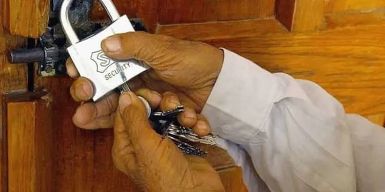 सऊदी में खाद्य सुरक्षा उल्लंघन को लेकर बड़ी कार्रवाही, 84 कारोबारों पर लगा ताला