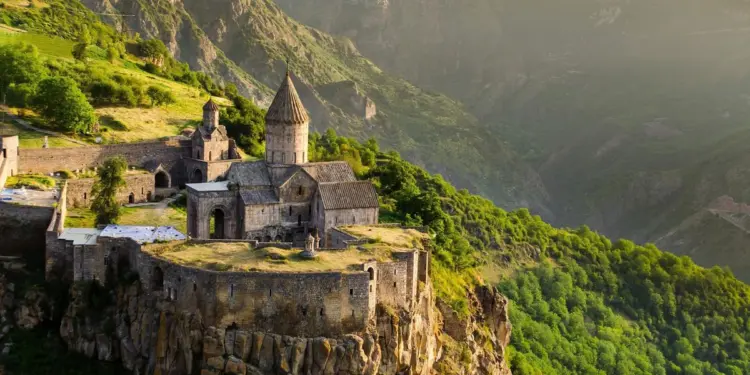 यूएई और GCC निवासियों के लिए दूसरा घर बन रहा है आर्मेनिया, वीजा फ्री एंट्री ने बढ़ाया आर्मेनिया में पर्यटन