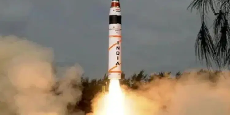 अग्नि-5 का सफल परीक्षण, भारत ने बढ़ाई अपनी रणनीतिक क्षमता