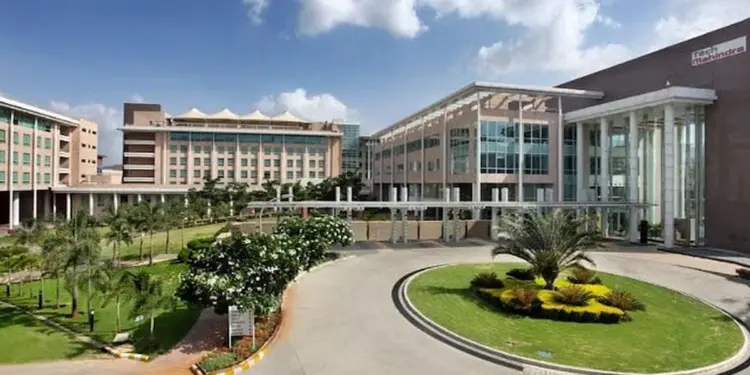 टेक महिंद्रा का मिडिल ईस्ट विस्तार, जी एंटरटेनमेंट पर अदित्य बिड़ला फाइनेंस की कानूनी चुनौती, ग्लेनमार्क का ग्रीन एनर्जी निवेश, श्री सीमेंट्स को टैक्स राहत और अल्ट्राटेक की रणनीतिक हिस्सेदारी बिक्री